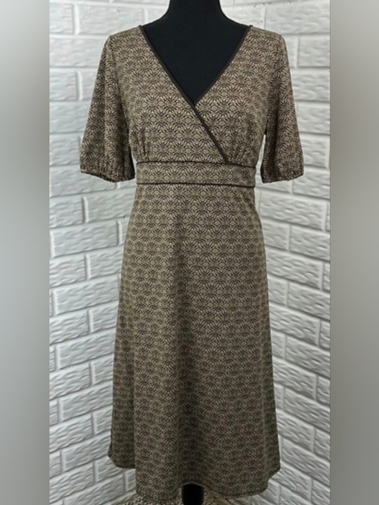 LOFT Dresses & Skirts - Ann Taylor LOFT Brown/Tan Dress Size 8